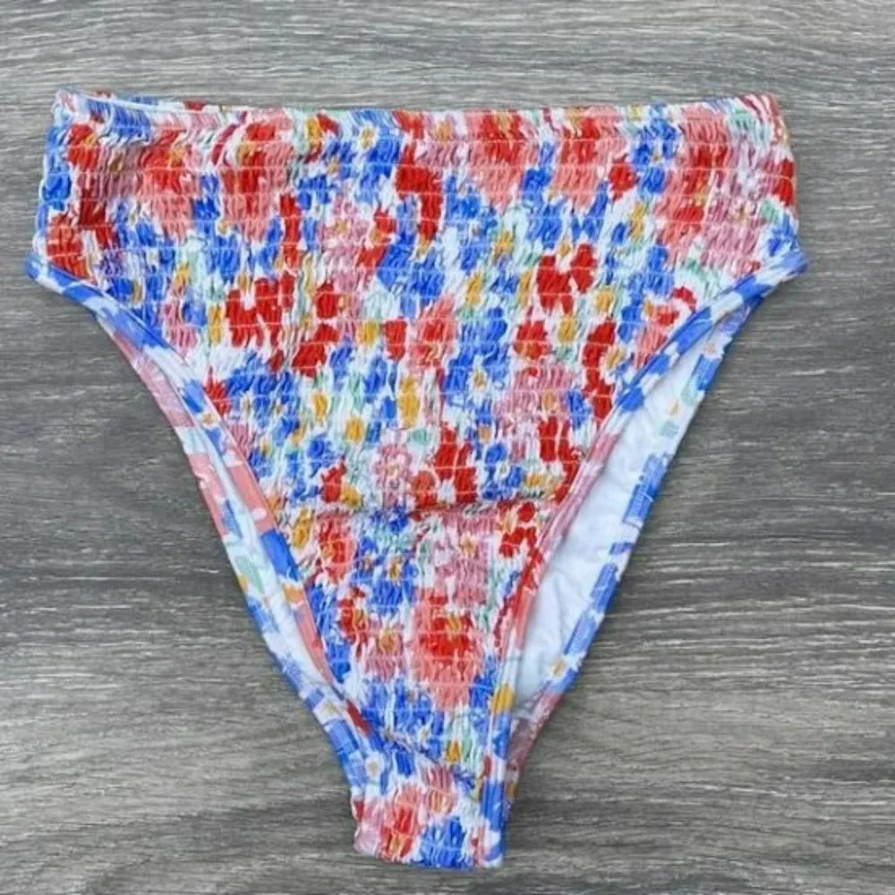 L*Space Forever Flowers Izzie Bikini Top & Barlette Bottoms, flowers forever - Picture 6 of 15